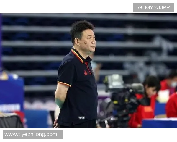 陈伟专访：从排球新星到传奇教练的心路历程与成长故事